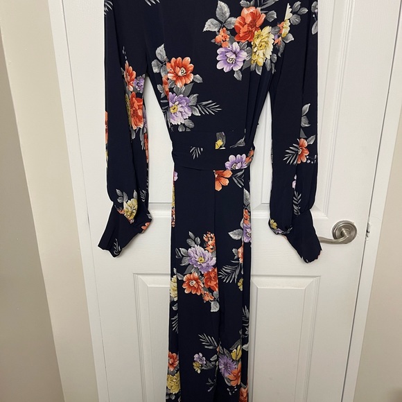 Gorgeous Karen-T designs Jumpsuit, SIZE XL - Picture 11 of 16